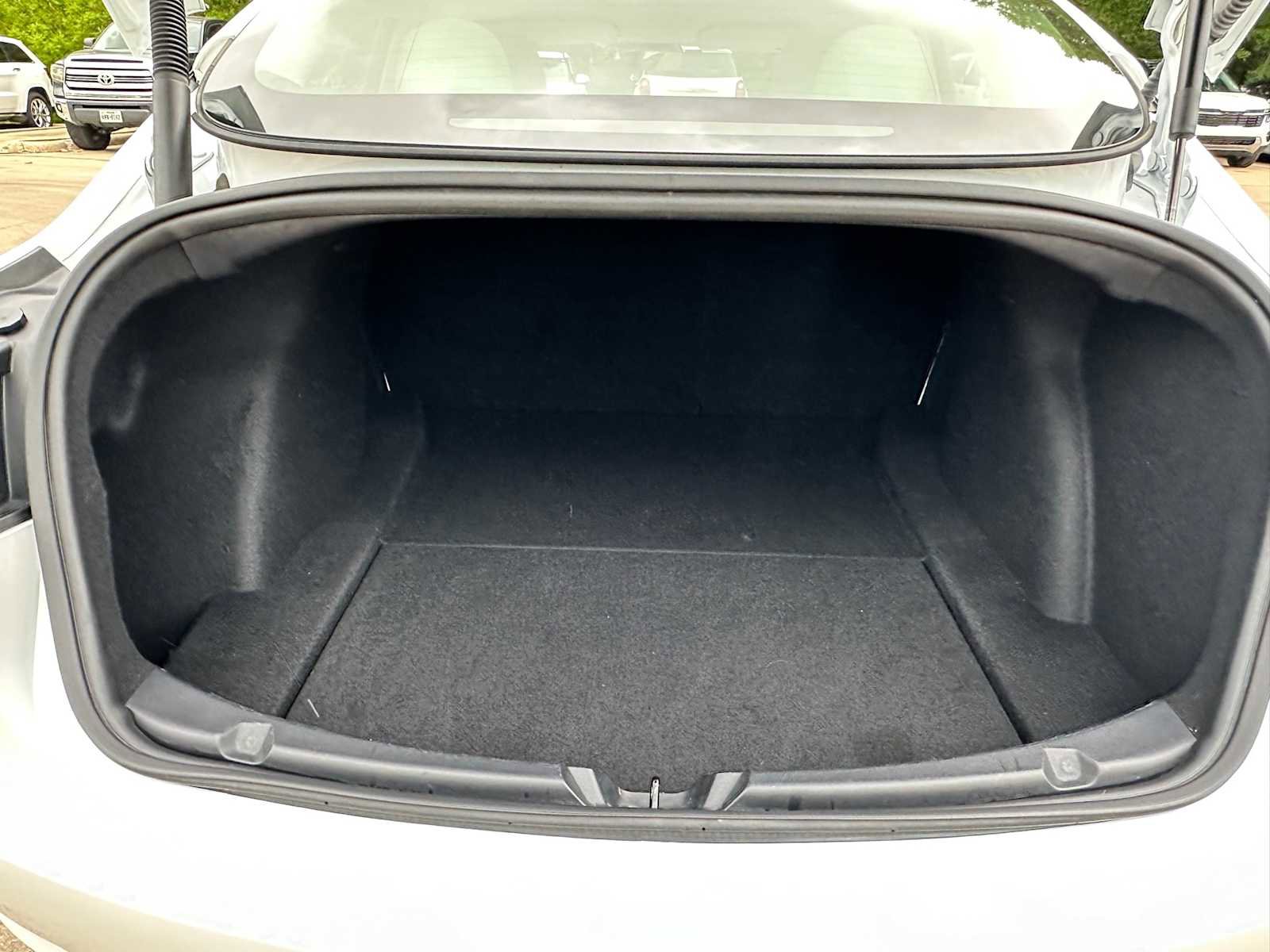 Used 2023 Tesla Model 3 Standard Range image 25