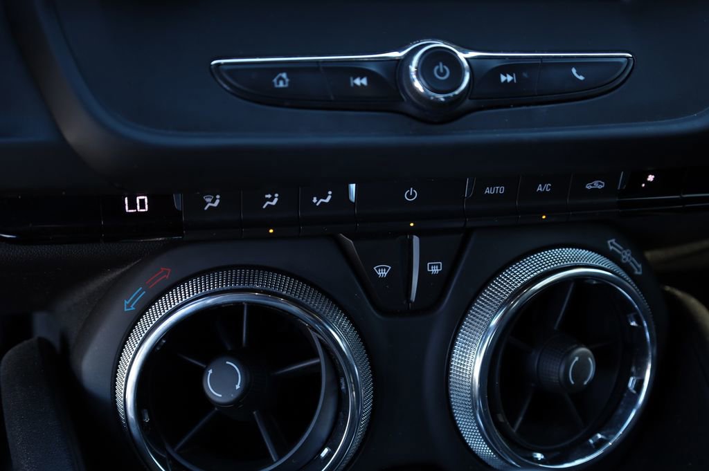 Used 2018 Chevrolet Camaro LS image 7