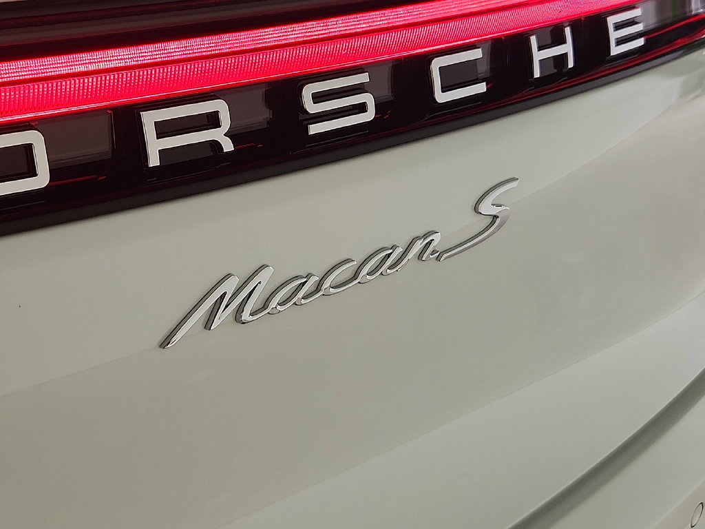 New 2026 Porsche Macan S AWD/4WD image 27