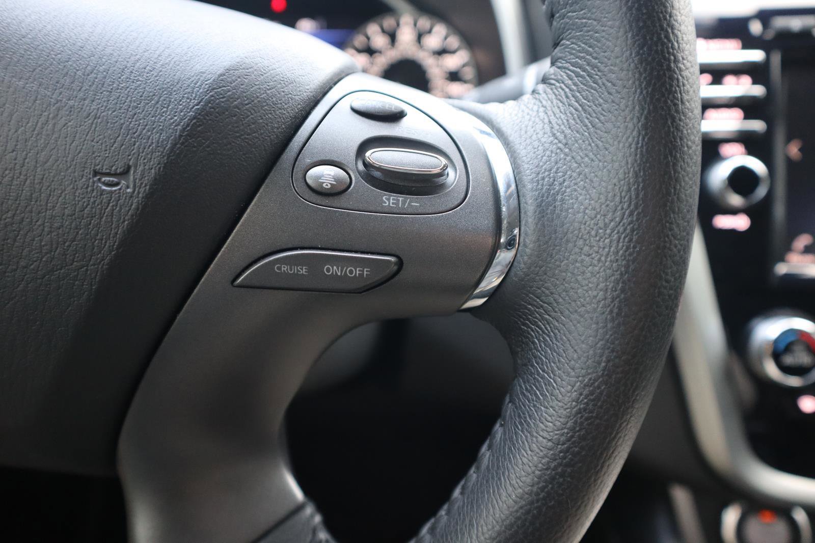 Certified 2024 Nissan Murano SV w/ SV Midnight Edition Package image 26