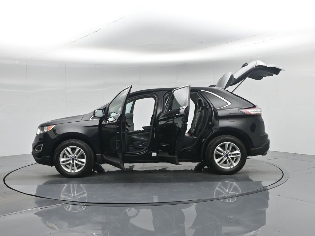 Used 2016 Ford Edge SEL image 34