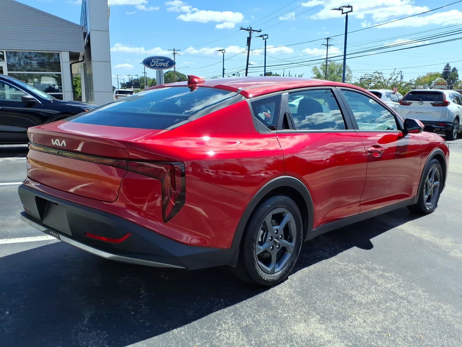 Used 2025 Kia K4 FWD image 3