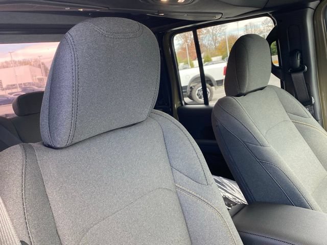 New 2026 Jeep Gladiator Sport AWD/4WD image 29