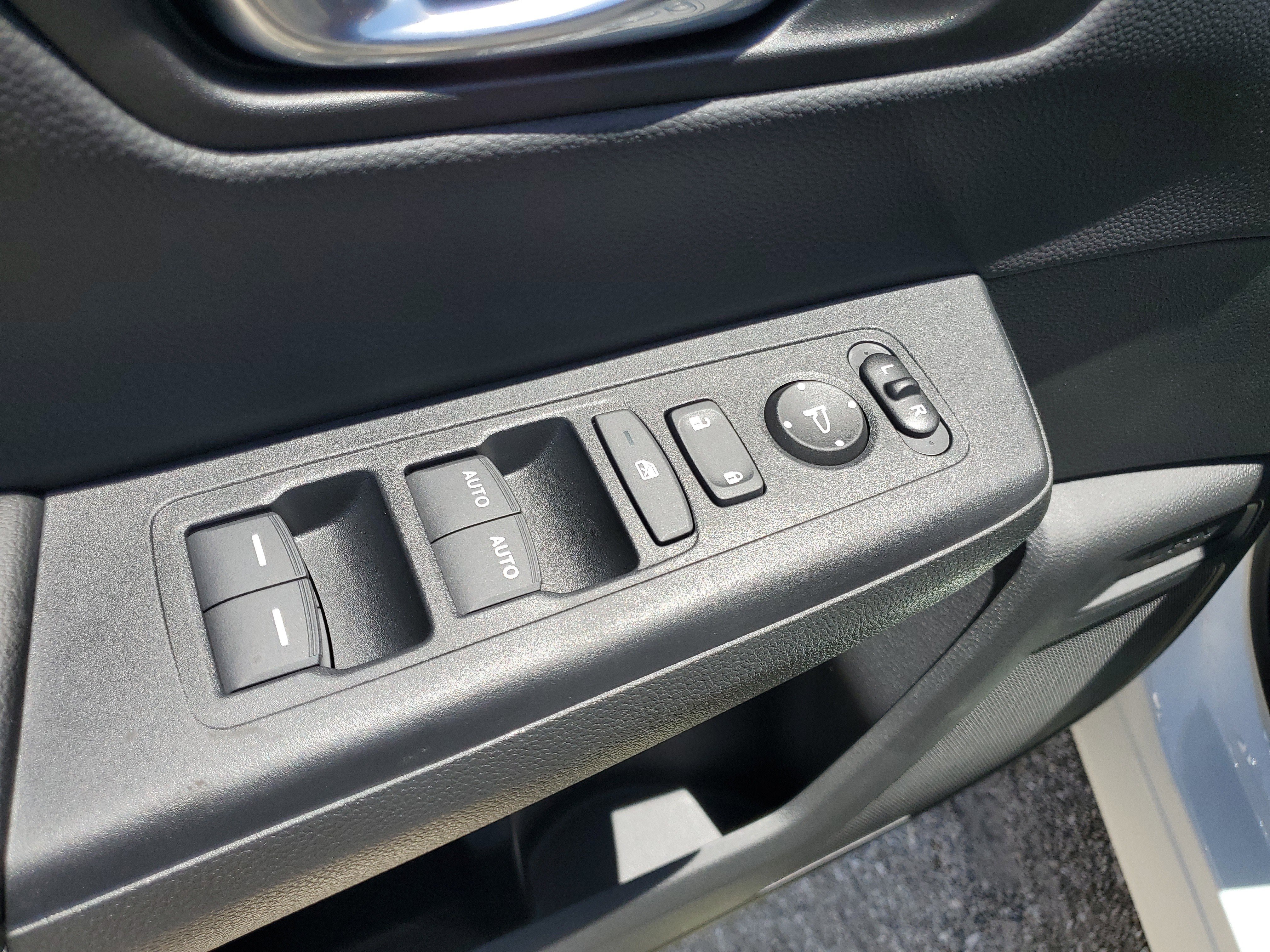 New 2026 Honda CR-V EX image 18