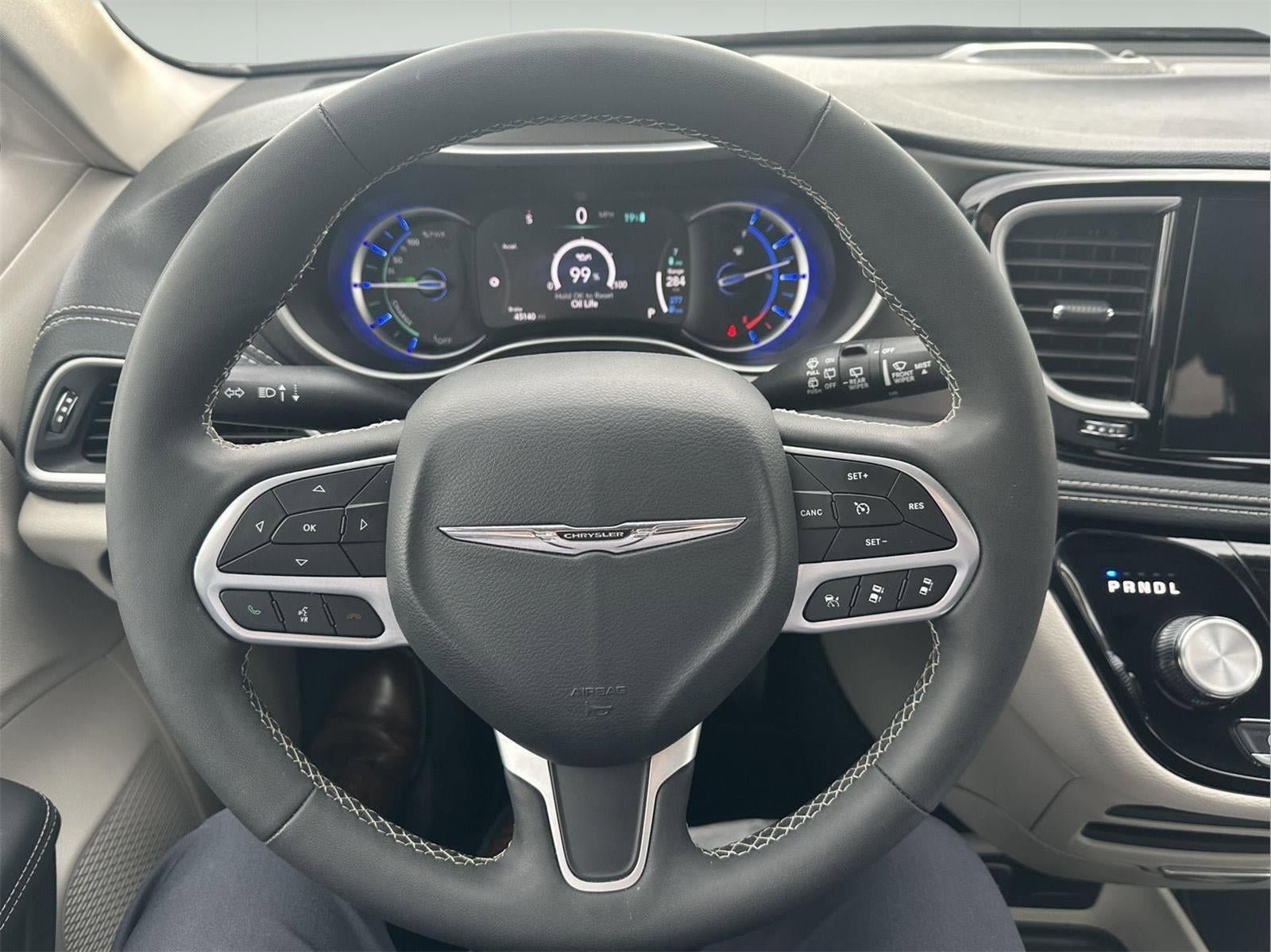 Used 2024 Chrysler Pacifica Select FWD image 20