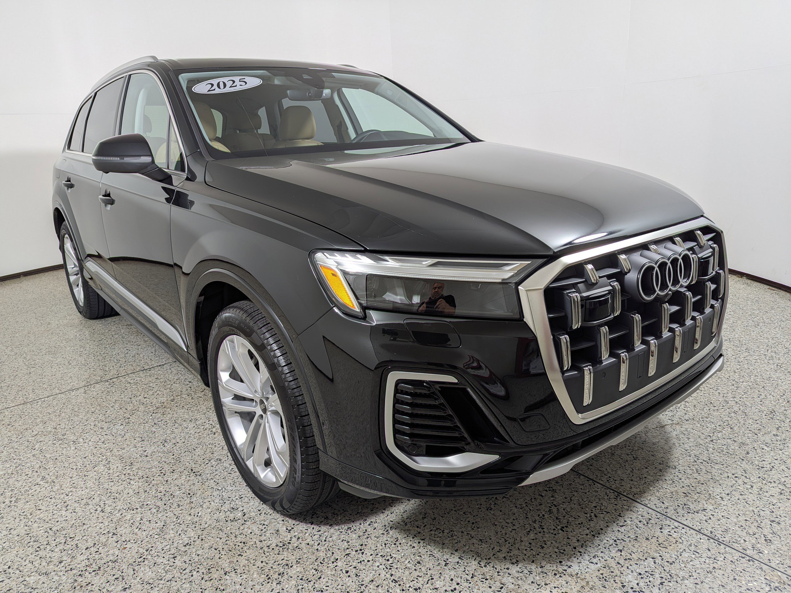 Certified 2025 Audi Q7 3.0T Premium Plus w/ Premium Plus Package