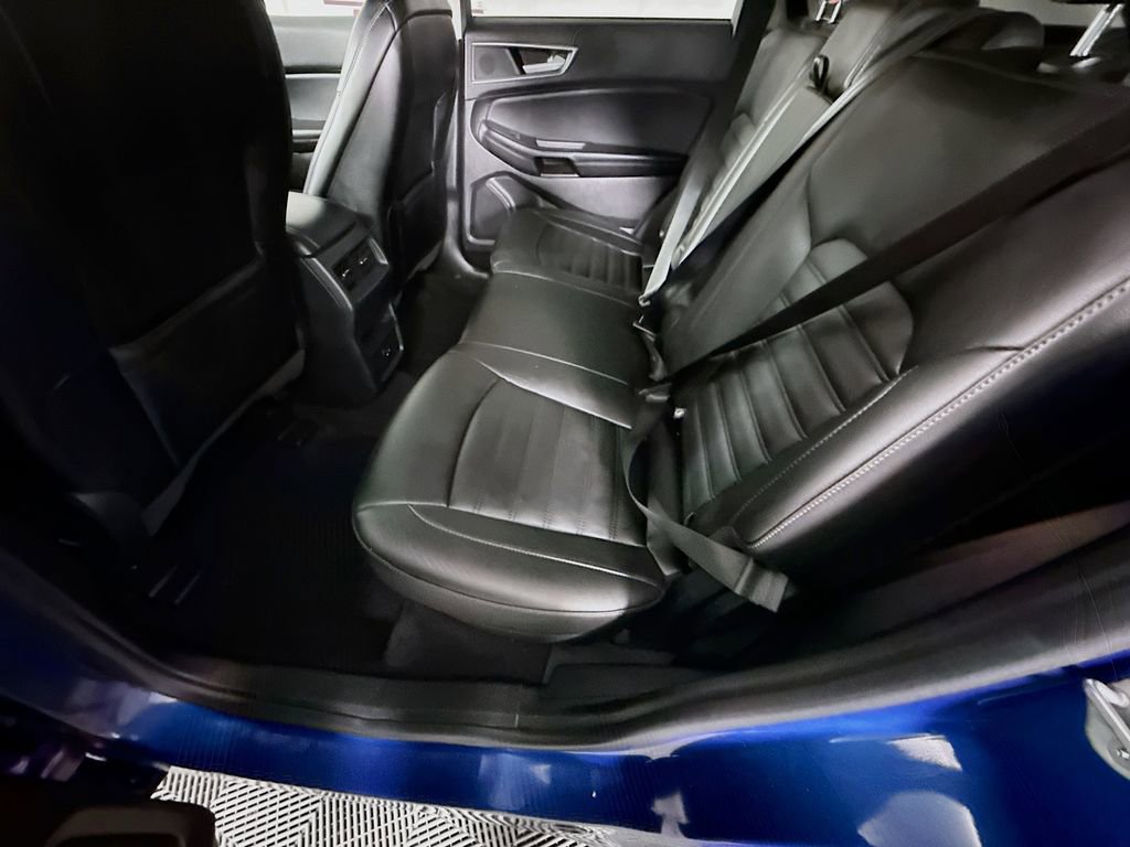 Used 2021 Ford Edge SEL image 26