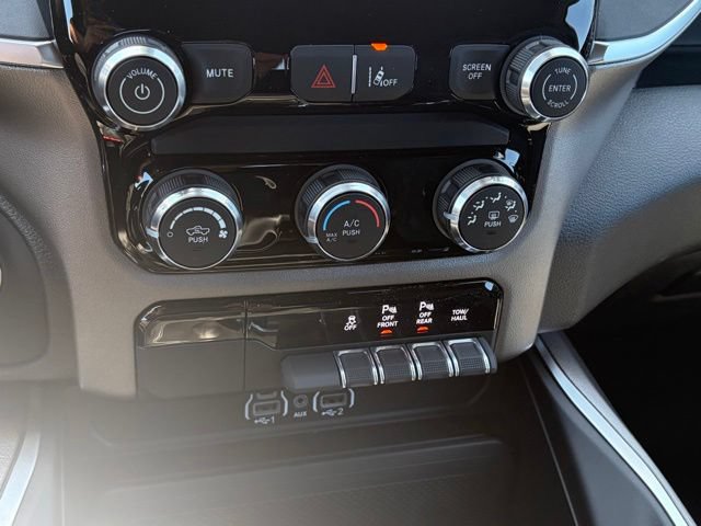 New 2026 RAM 1500 Express AWD/4WD image 19
