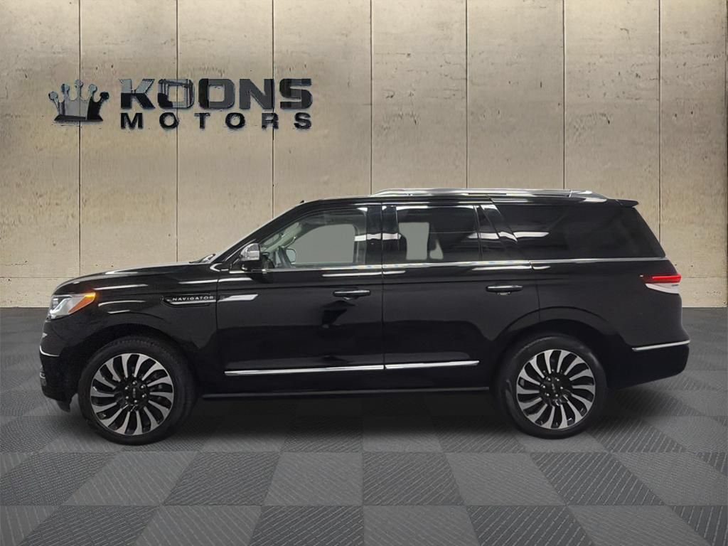 Certified 2023 Lincoln Navigator Black Label AWD/4WD image 4