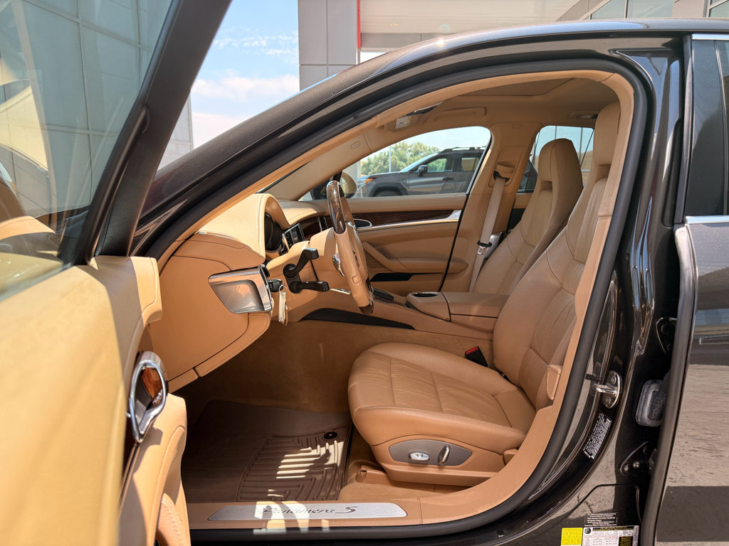 Used 2011 Porsche Panamera S RWD image 13