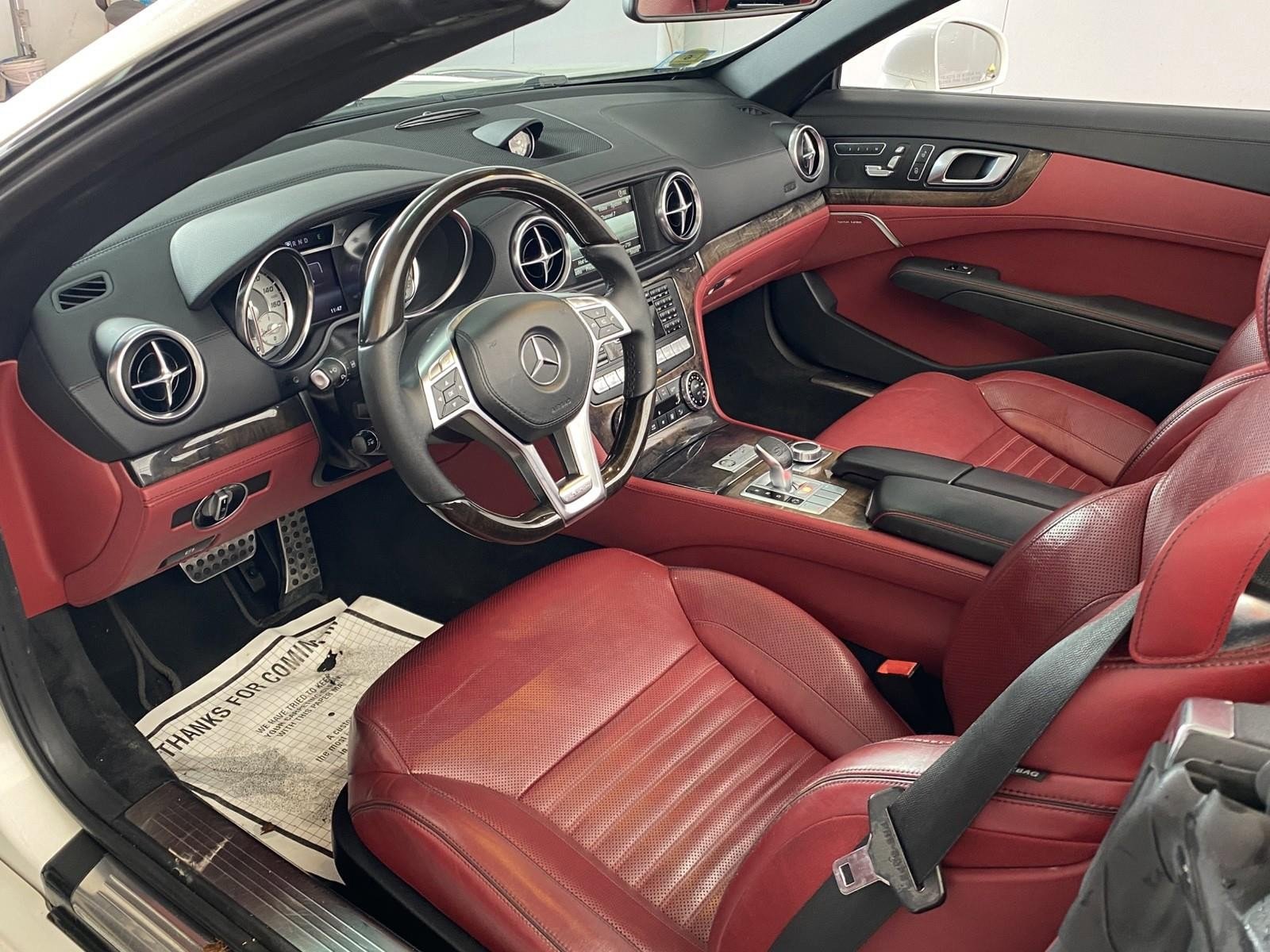 Used 2015 Mercedes-Benz SL 550 image 17