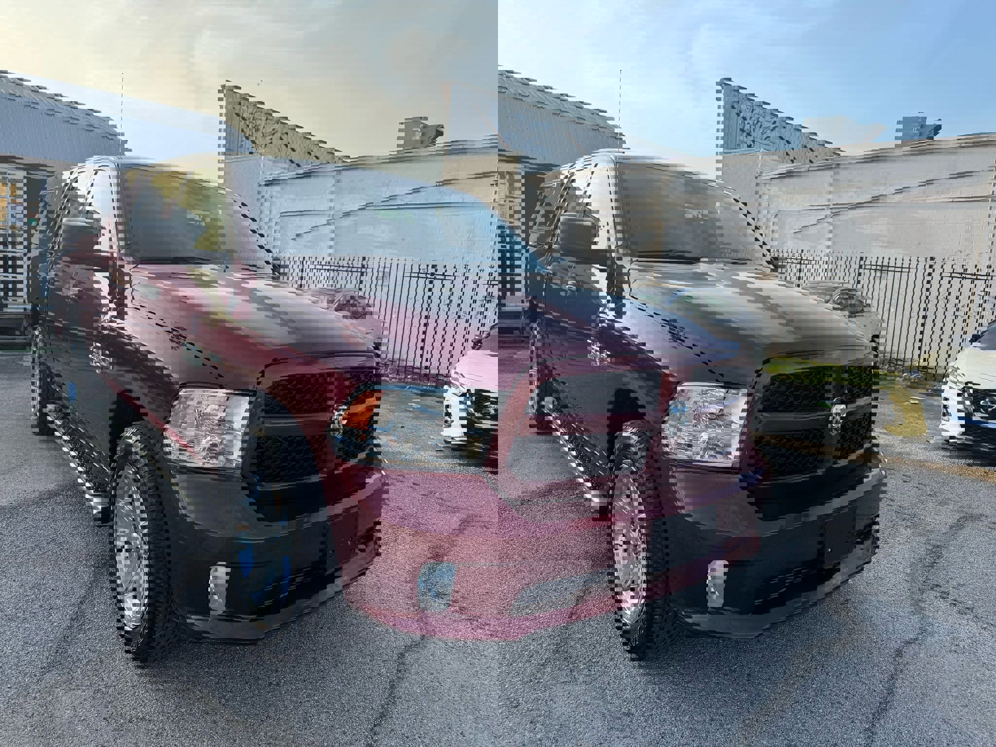 Used 2017 RAM 1500 Express image 5