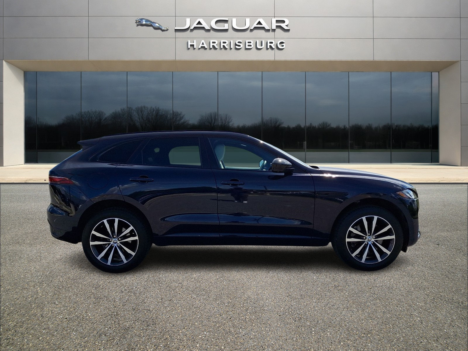 Used 2026 Jaguar F-PACE R-Dynamic S AWD/4WD image 5