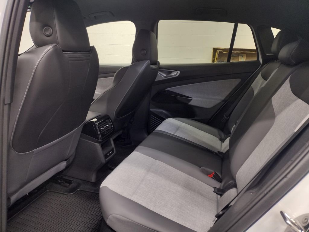 New 2026 Volkswagen ID.4 Pro AWD/4WD image 20