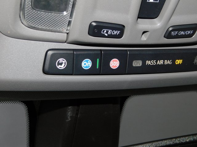 Used 2021 Chevrolet Silverado 1500 LTZ image 40