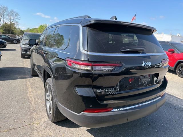 Used 2023 Jeep Grand Cherokee L Limited image 9