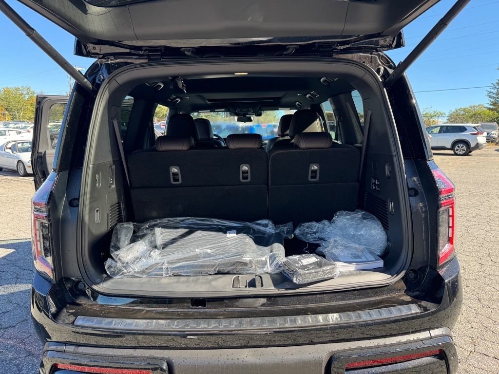 New 2026 Nissan Armada Platinum image 10