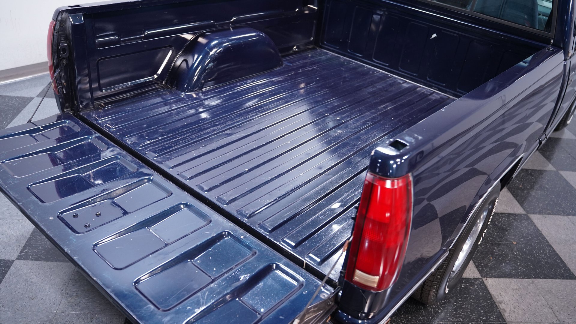 Used 1989 Chevrolet Silverado 1500 Silverado image 40