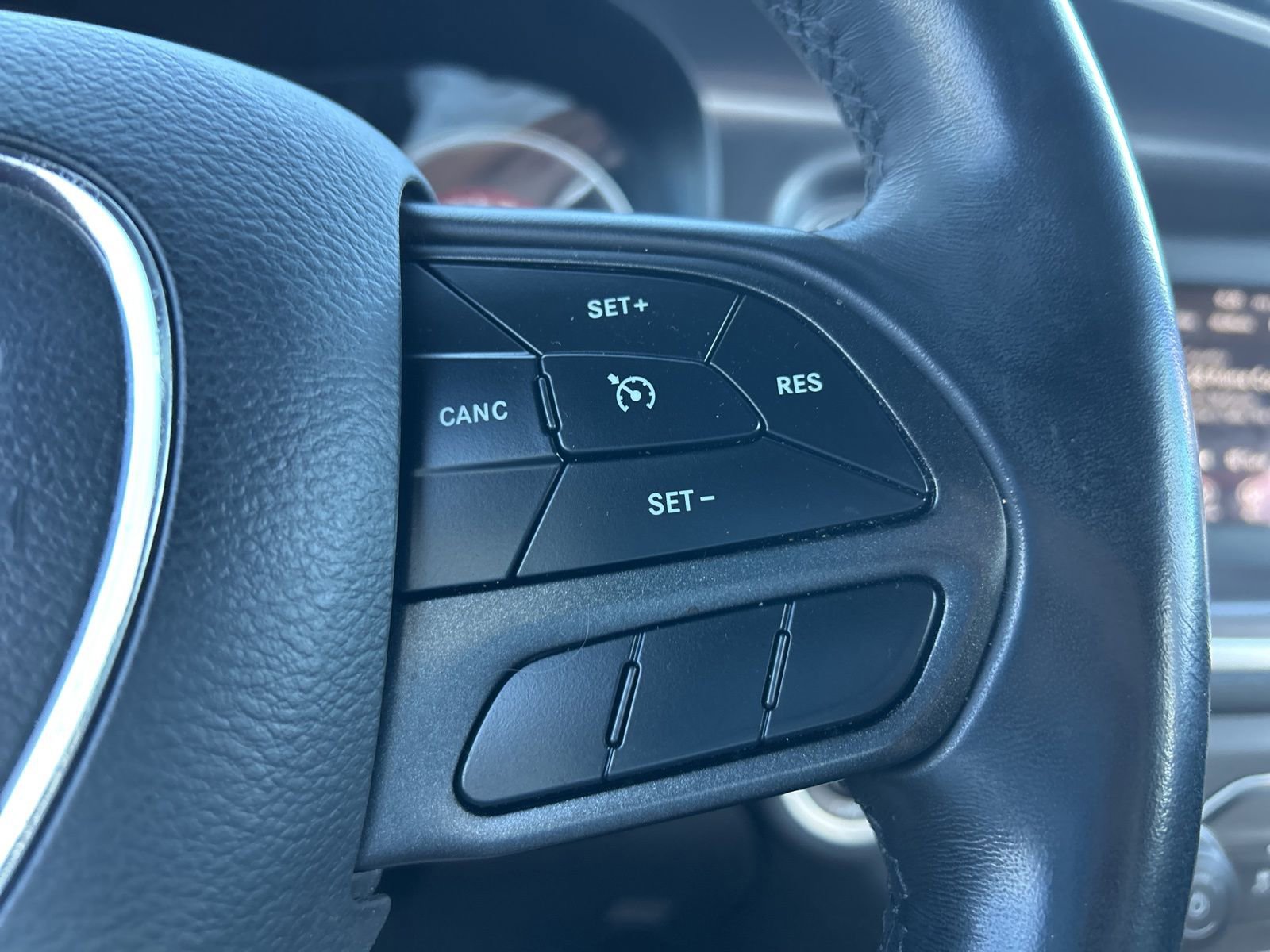 Certified 2020 Dodge Charger SXT image 17