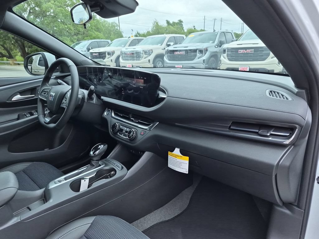 New 2026 Buick Envista Sport Touring w/ Convenience I Package FWD image 39