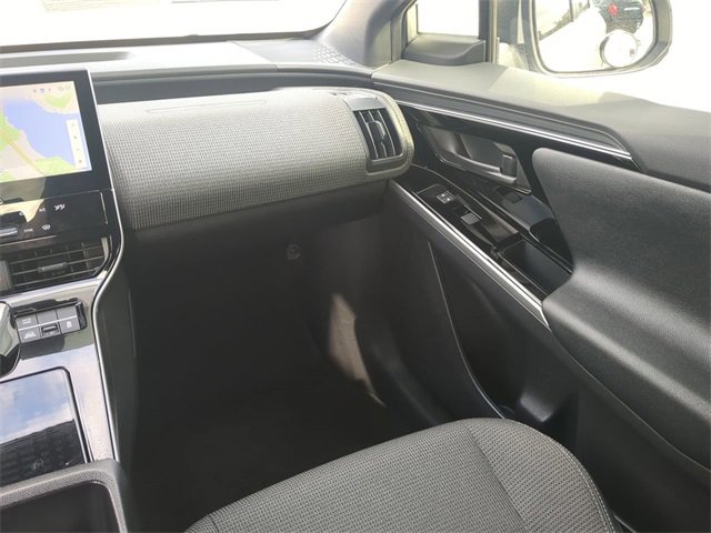 Used 2025 Toyota bZ4X XLE image 17