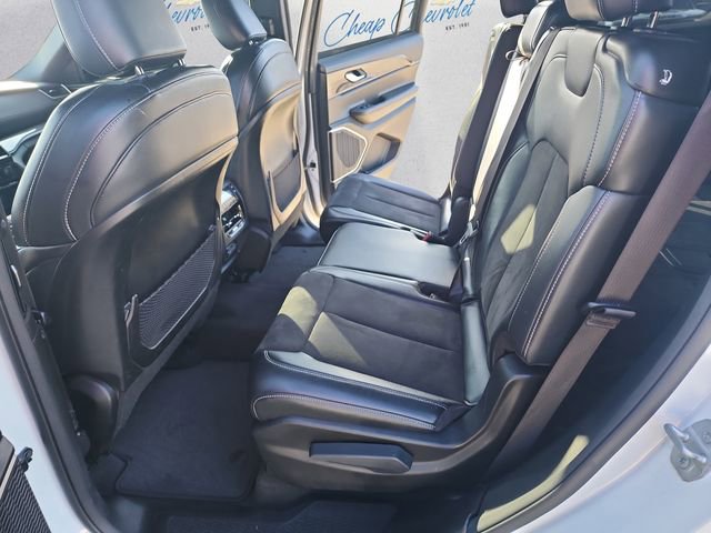 Used 2022 Jeep Grand Cherokee L Laredo image 11