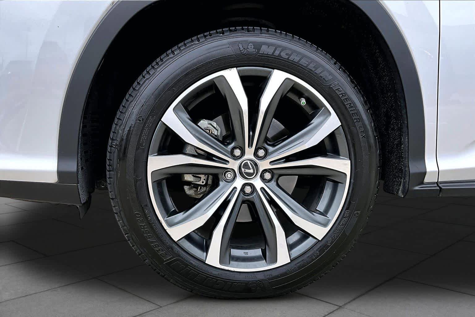 Used 2018 Lexus RX 350 AWD w/ Premium Package image 11