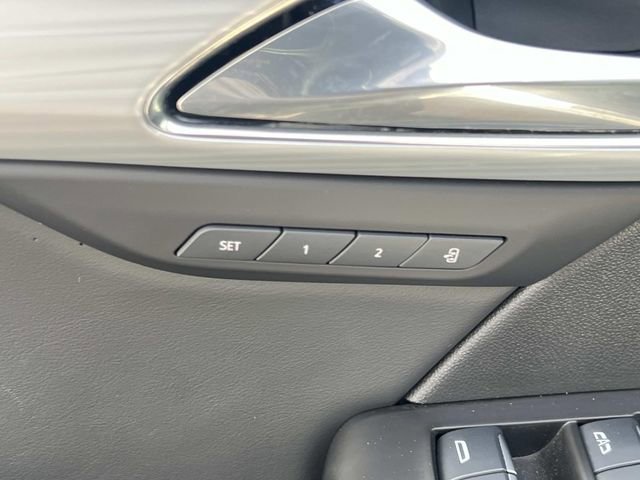 Used 2024 Buick Envision Avenir image 16