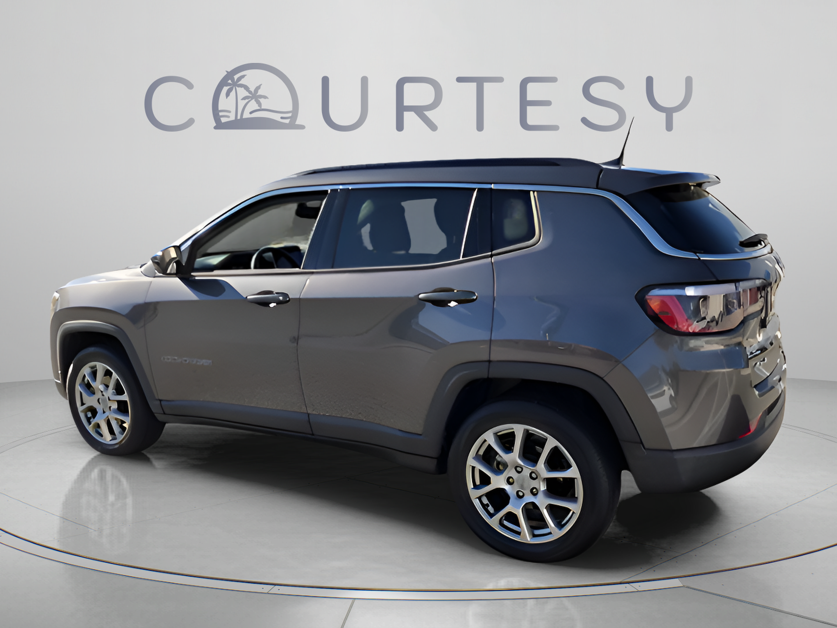 Certified 2022 Jeep Compass Latitude AWD/4WD image 3