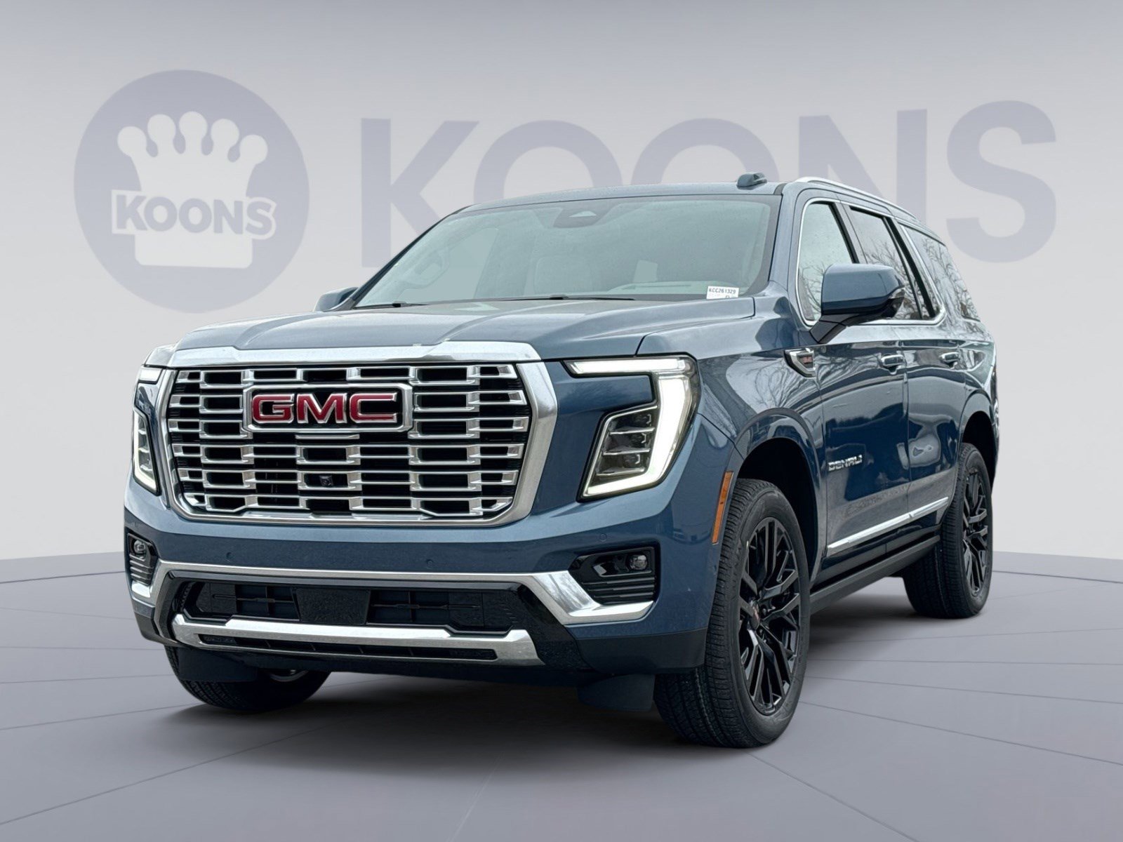 New 2026 GMC Yukon Denali w/ Sun & Power Step Package