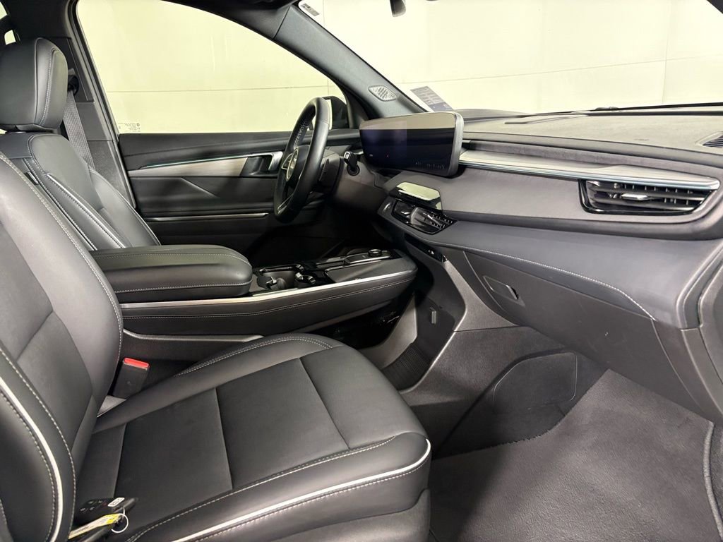 Used 2025 Buick Enclave Preferred image 14
