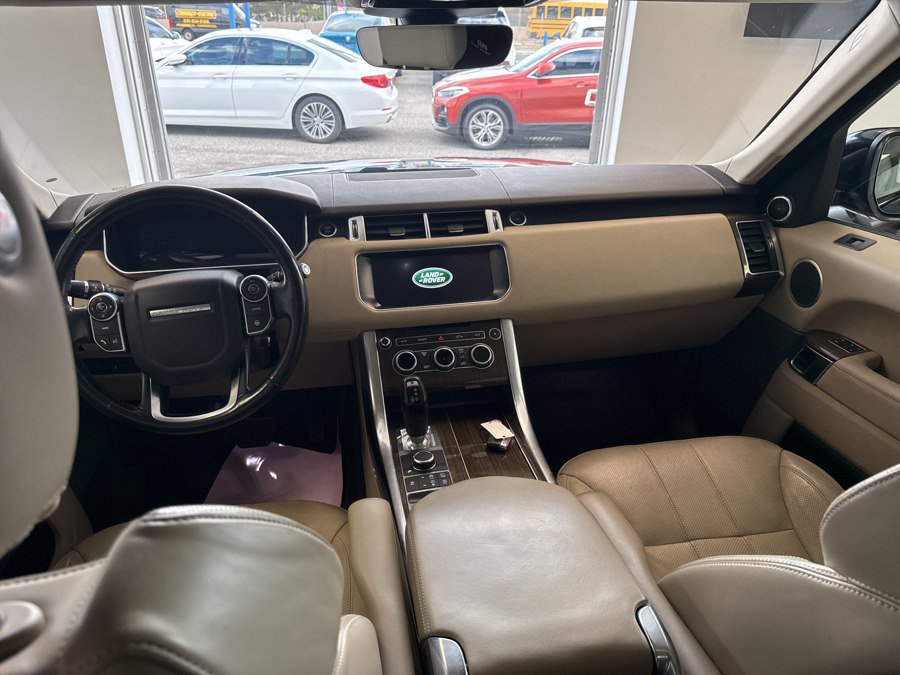 Used 2017 Land Rover Range Rover Sport HSE AWD/4WD image 11