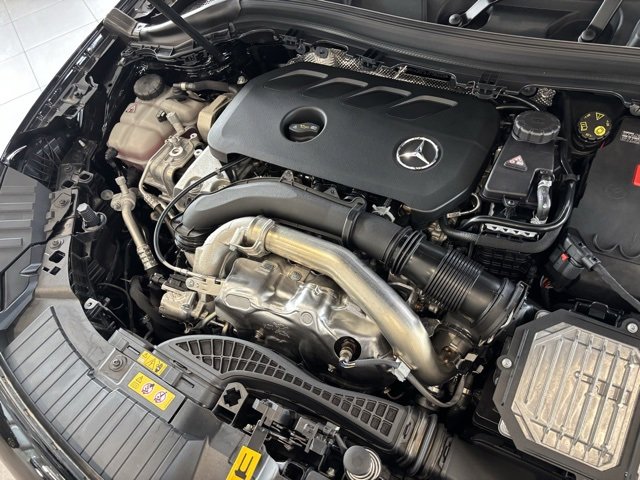 Certified 2025 Mercedes-Benz GLA 250 image 35