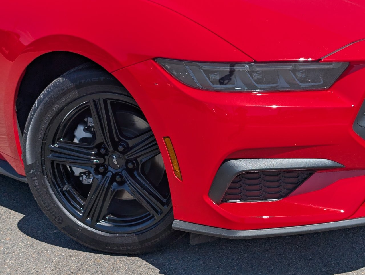 Used 2026 Ford Mustang Coupe RWD image 9