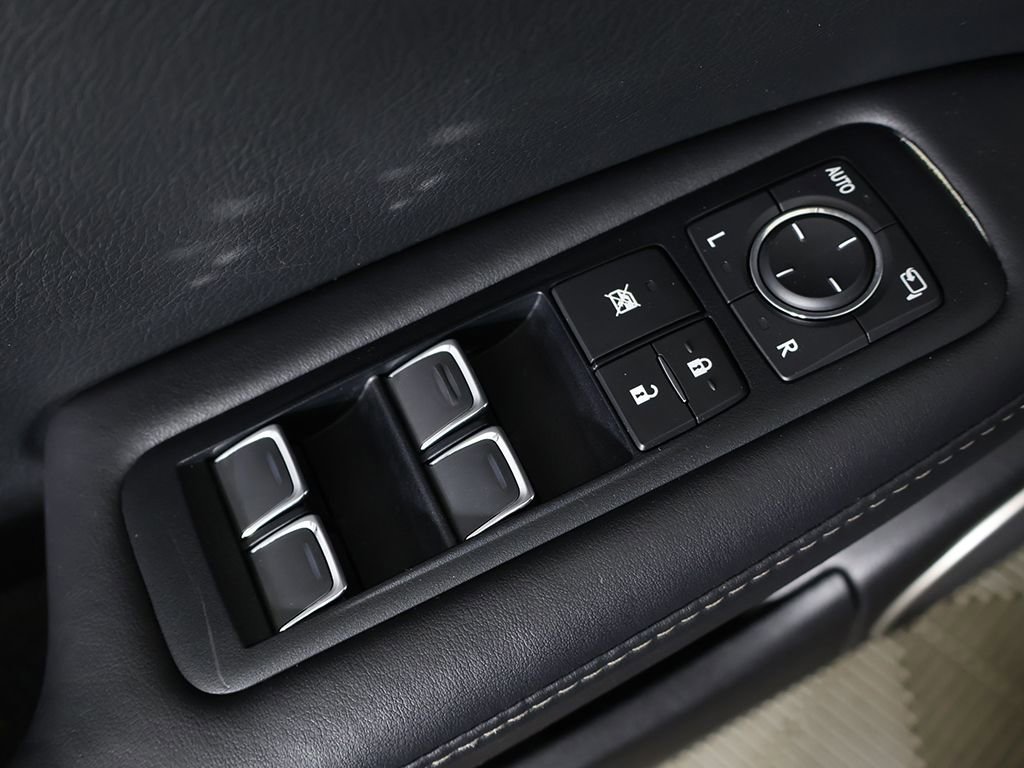 Used 2017 Lexus RX 350 AWD w/ Luxury Package image 43