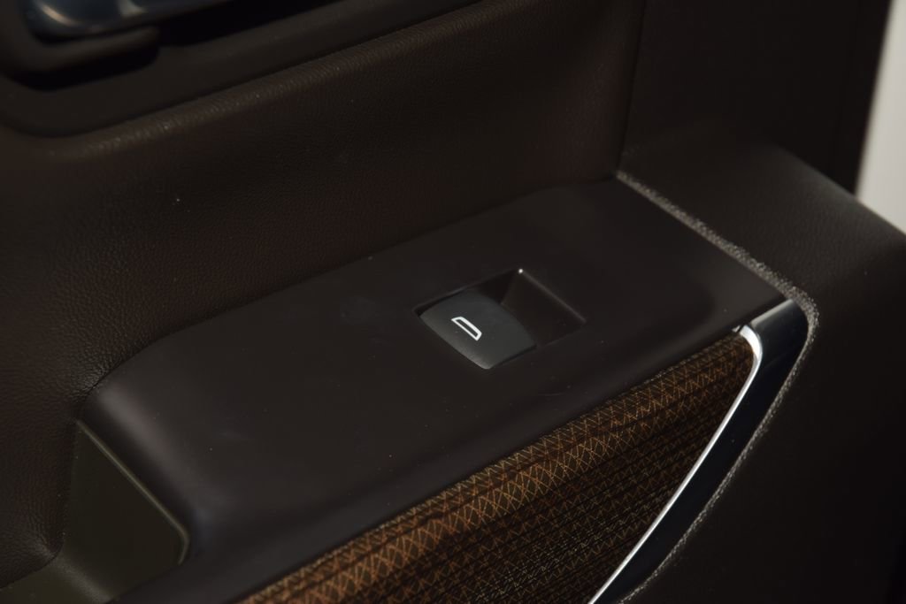 Used 2020 Chevrolet Silverado 1500 LT w/ All-Star Edition image 44