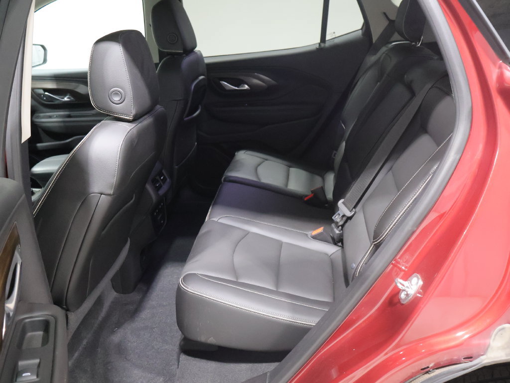 Used 2018 GMC Terrain Denali w/ Advanced Safety Package AWD/4WD image 19