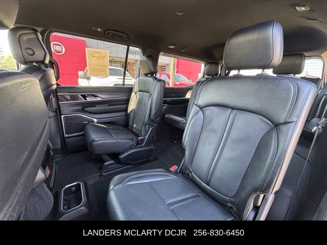 Used 2024 Jeep Wagoneer Series II image 19