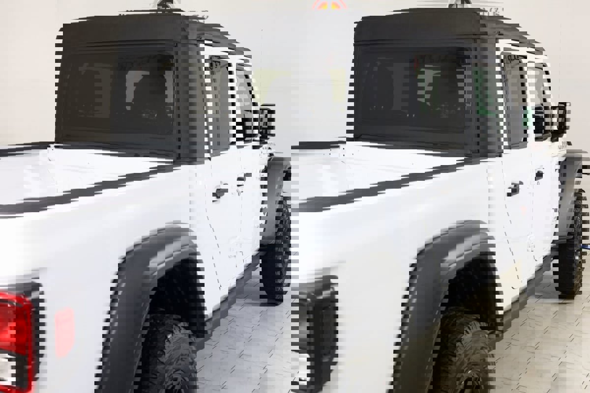 Used 2021 Jeep Gladiator Mojave image 39