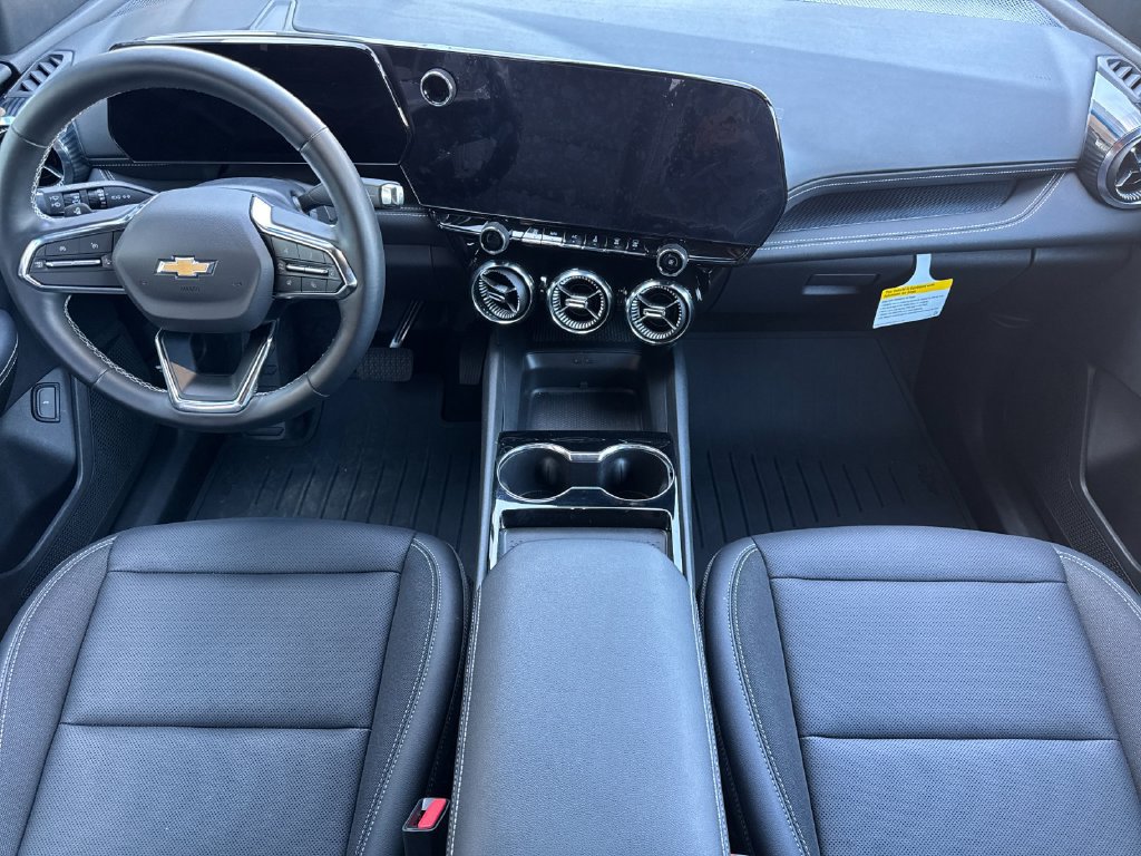 Used 2026 Chevrolet Blazer EV LT w/ LPO, Blackout Package FWD image 14