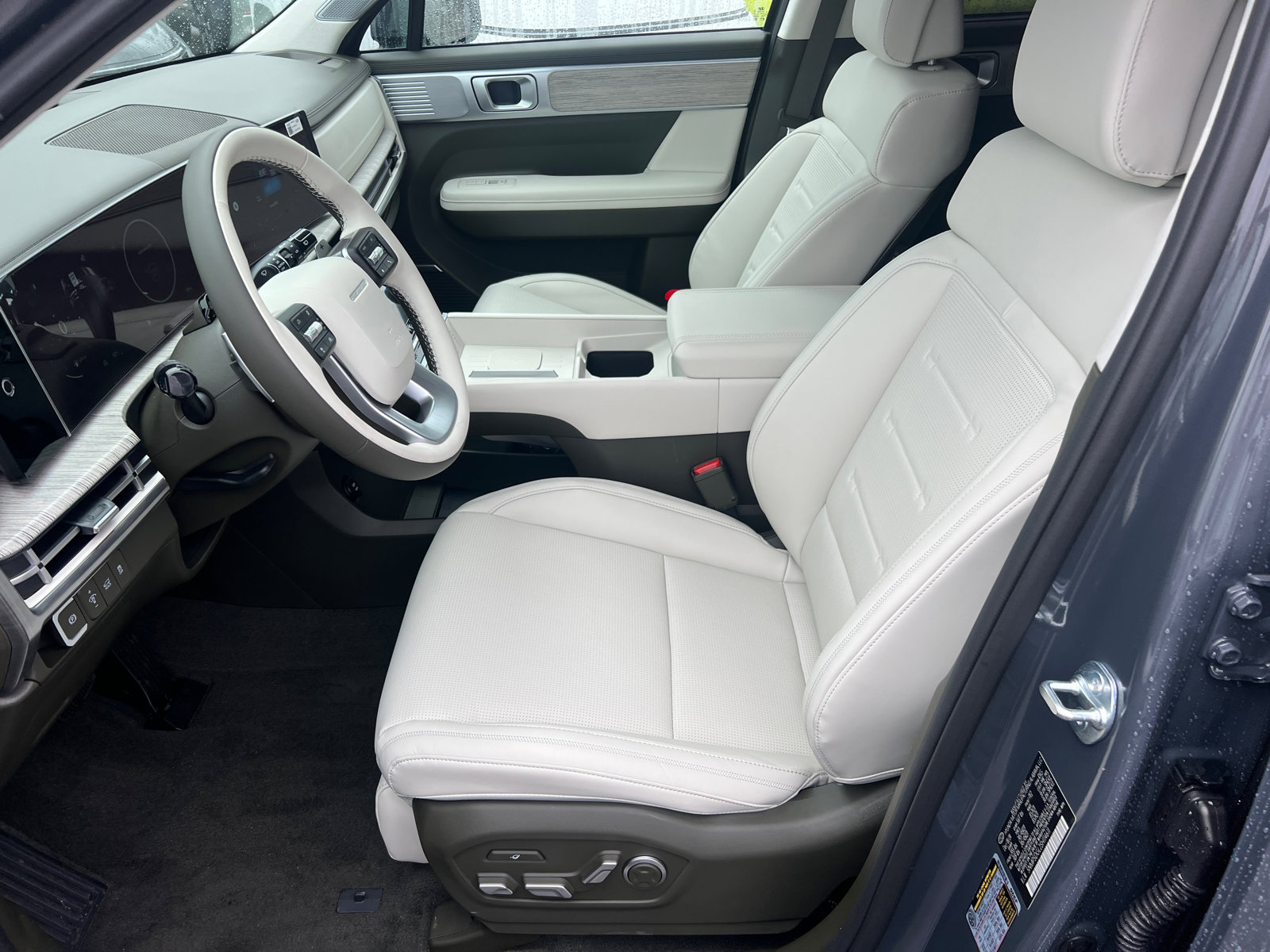 New 2025 Hyundai Santa Fe Calligraphy image 11