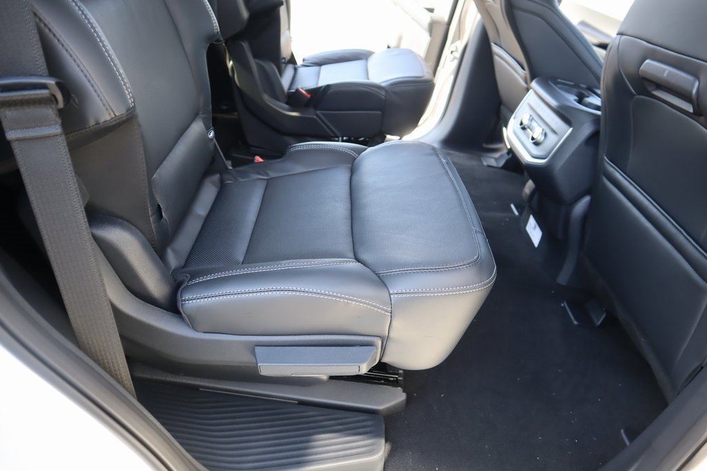 New 2025 Ford Expedition Platinum w/ Driver's Package image 14