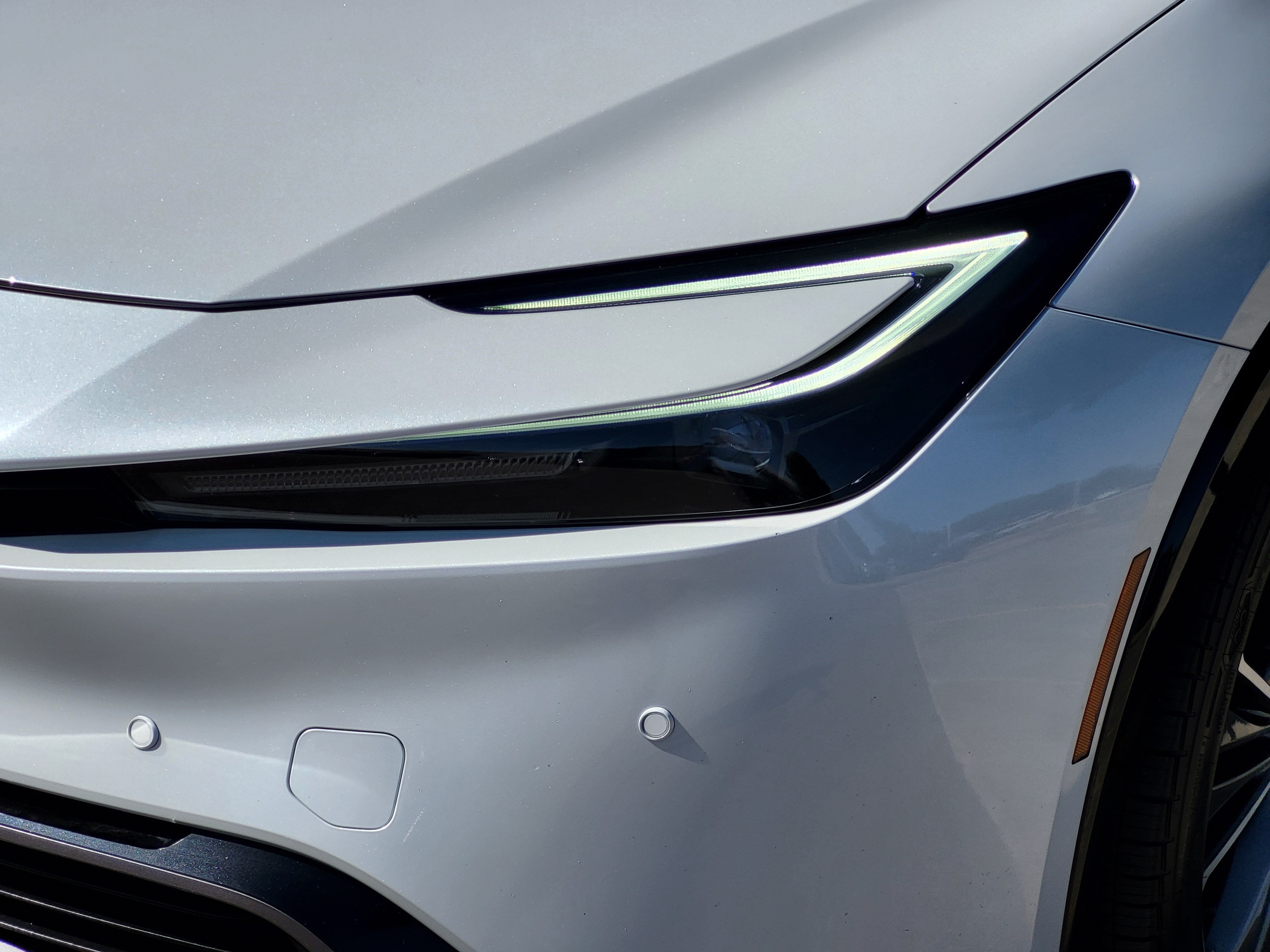 Certified 2024 Toyota Prius XLE FWD image 5