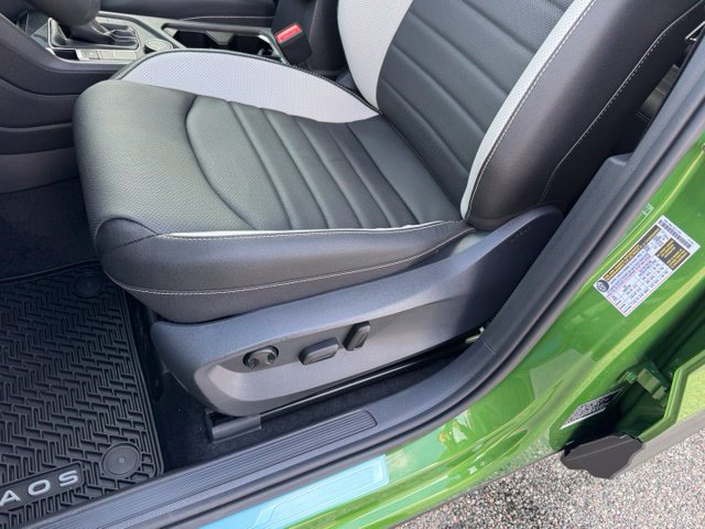 New 2027 Volkswagen Taos SEL AWD/4WD image 30