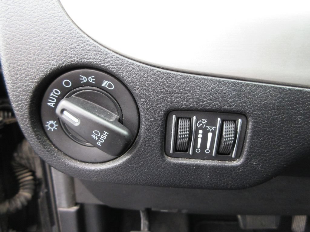 Used 2019 Dodge Grand Caravan GT FWD image 23