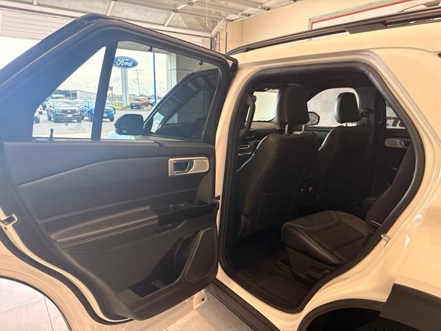 Used 2021 Ford Explorer ST w/ Equipment Group 401A AWD/4WD image 17