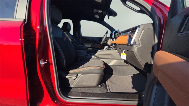 New 2026 GMC Canyon AT4 image 13