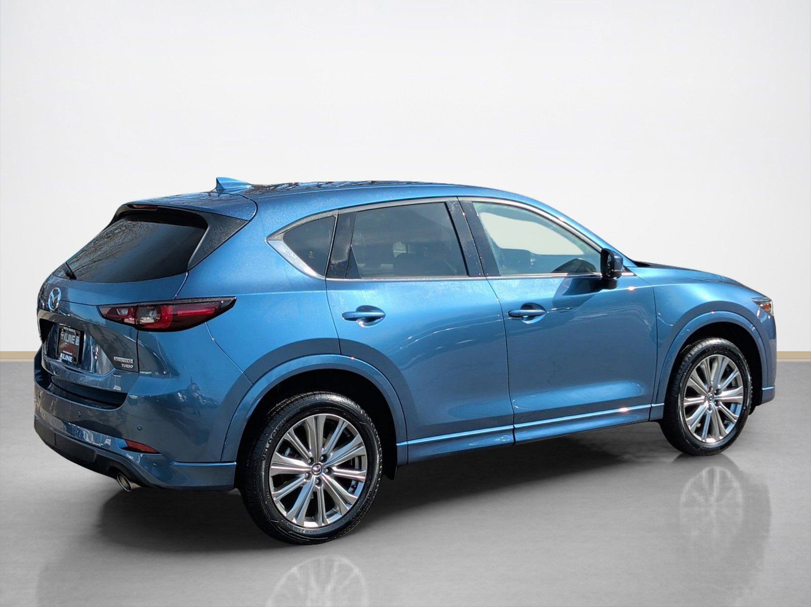 Used 2023 MAZDA CX-5 Signature image 3