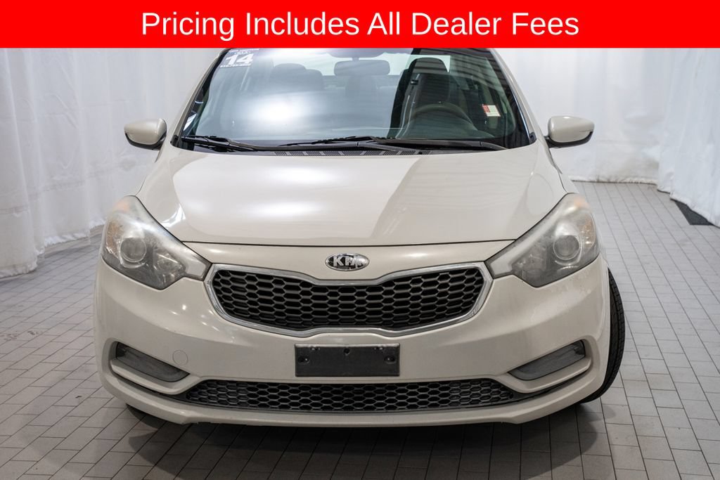 Used 2014 Kia Forte LX FWD image 2