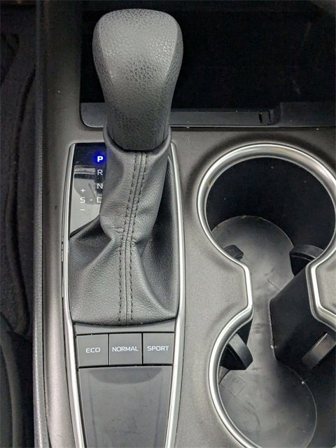 Used 2024 Toyota Camry LE image 21